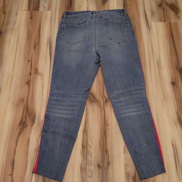 NWOT Fashion Nova Red Striped Side Jeans - Picture 12 of 12